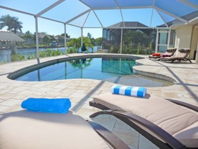 Stunning Cape Four Bedroom Villas with Pool for $1700 a Week